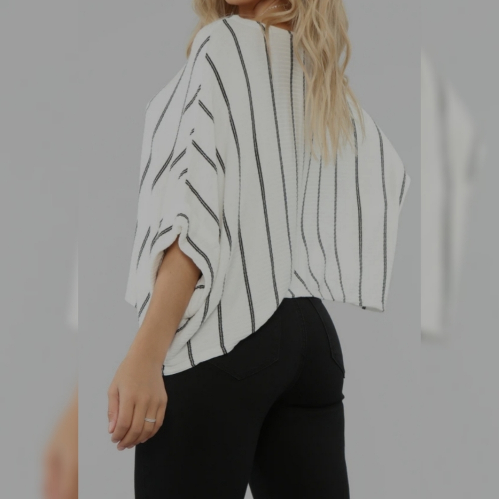 Striped top - Picture 2 of 3